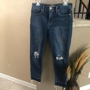 Levis 311 Shaping Skinny Distressed Jeans Size 29